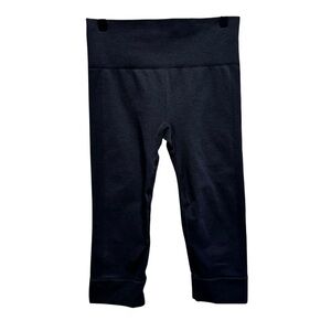Lululemon Seamlessly Street Seamless Crop Legging Grey Black Size 6